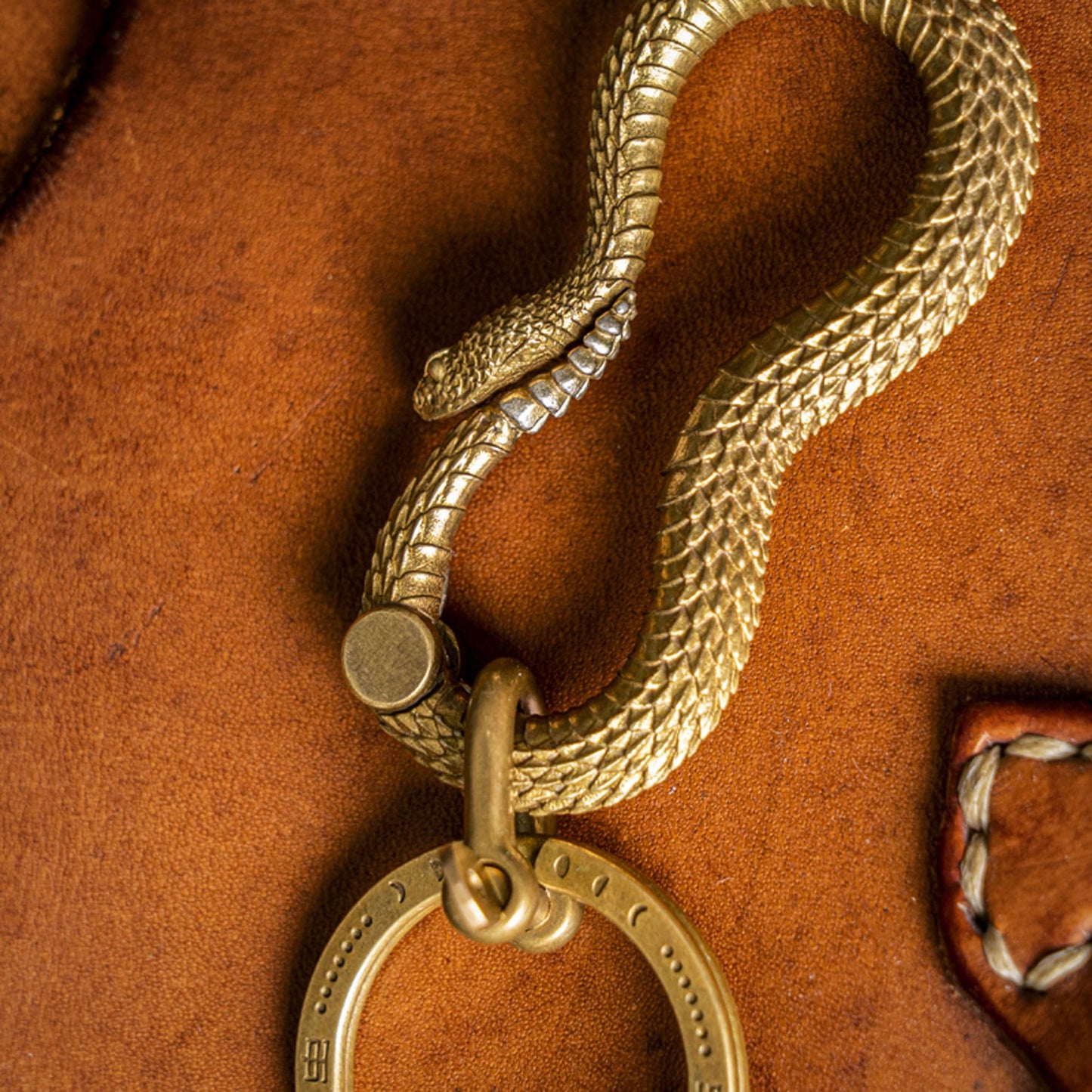 Rattlesnake Key Hook S Hanger key ring Snake key chain Solid Brass Key ring EDC charm Gothic and punk accessory Father gift, man gift