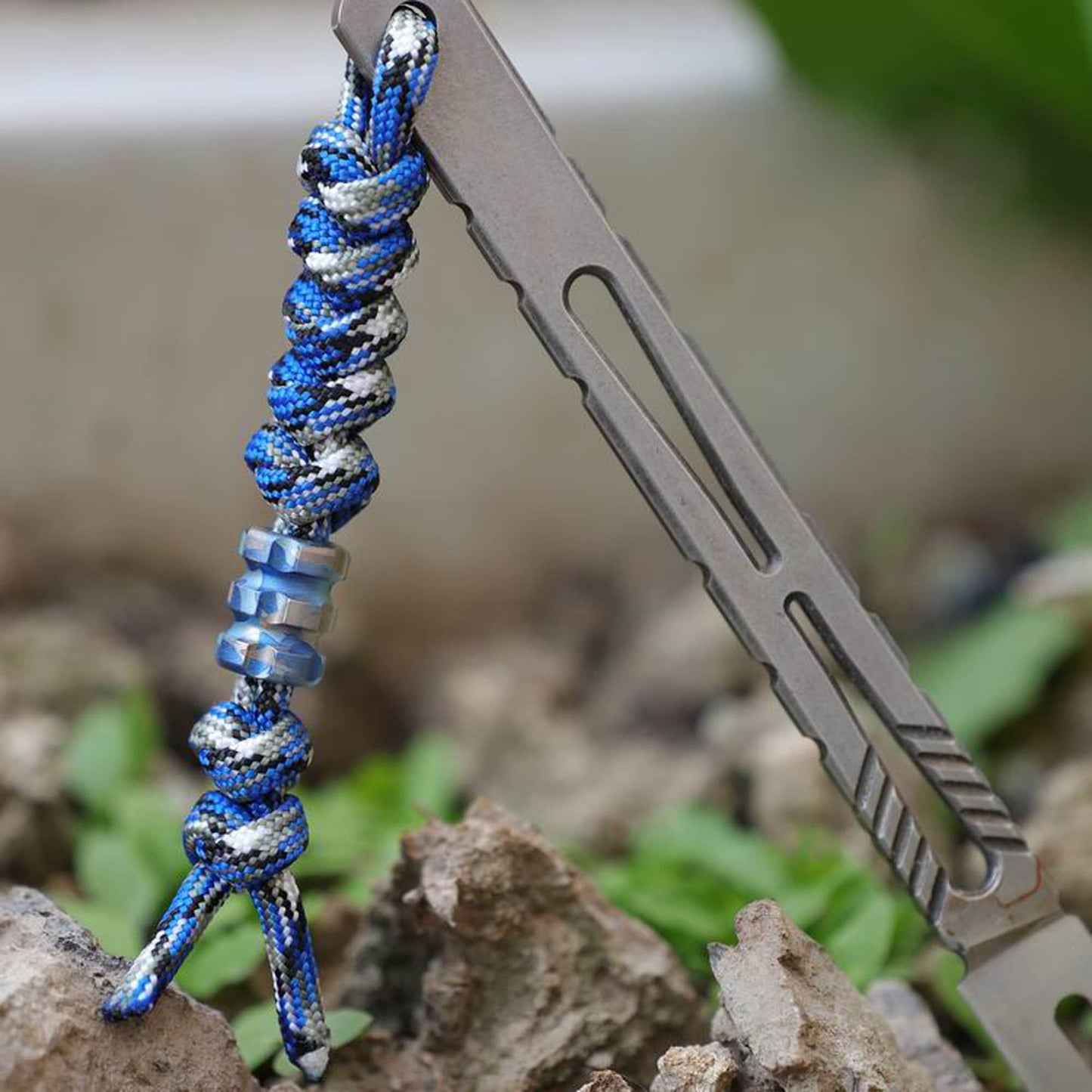 Paracord bead "Titanium Bead C" knife bead-lanyard bead-EDC bead-custom bead-gift for men-bracelet bead