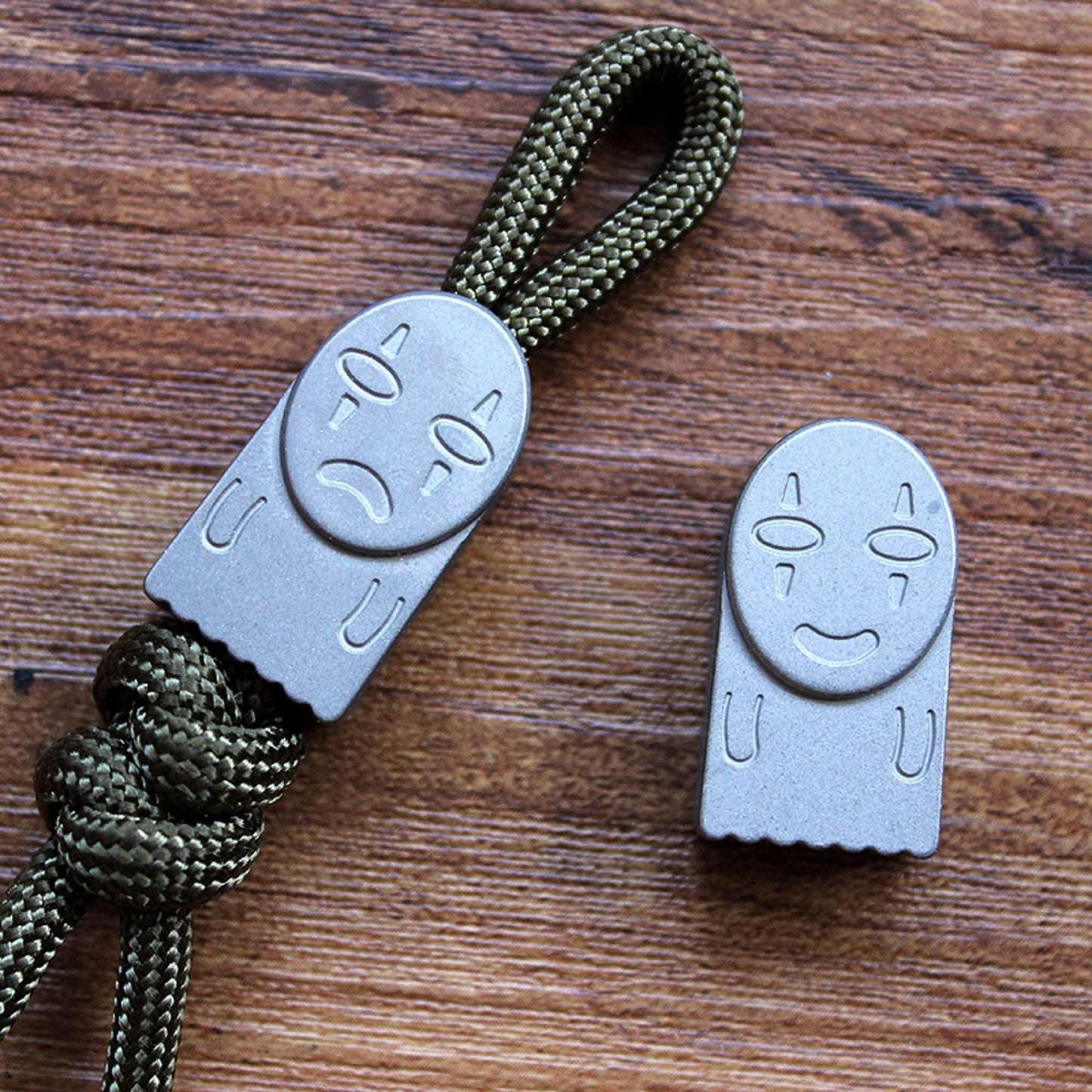 Paracord bead "No Face Man" knife bead-lanyard bead-EDC bead-custom bead-gift for men-bracelet bead