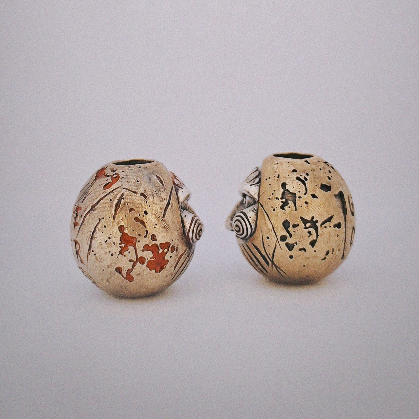 Paracord Bead "Daruma Scary SAW" knife bead-lanyard bead-EDC bead-custom bead-gift for men-bracelet bead paracord bracelet