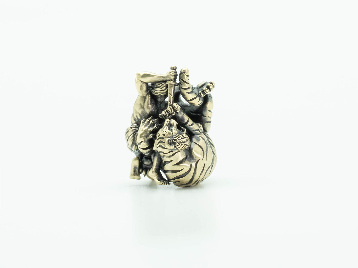 Paracord Bead "Fight Against Tiger" knife bead-lanyard bead-EDC bead-animal bead-custom bead-gift for men-bracelet bead paracord bracelet