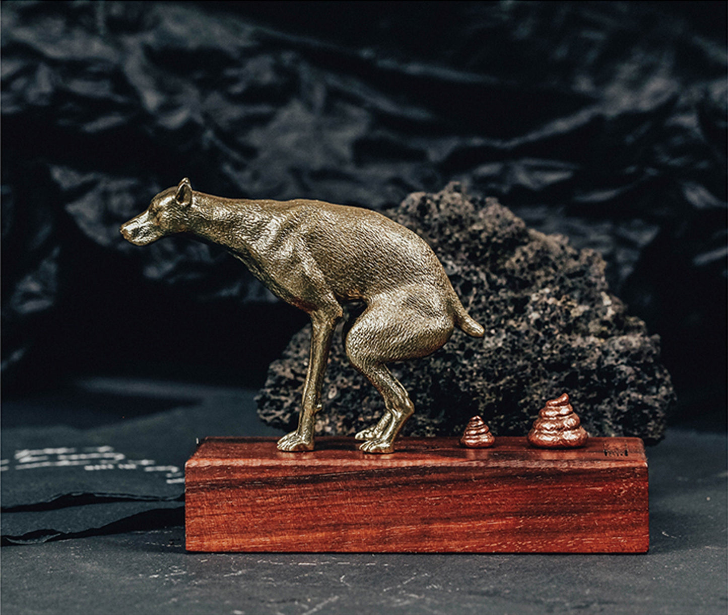 Poo Poo Dog Desk Decoration Shitting Dog incense holder EDC charm Gothic and punk accessory Father gift, husband gift, best man gift