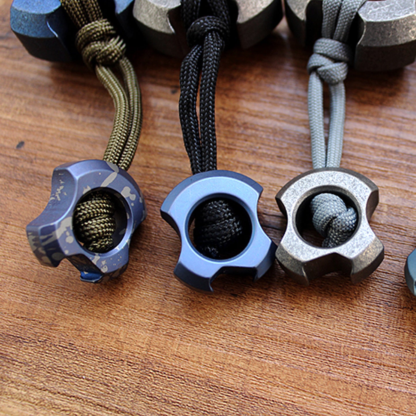 Paracord bead "Knuckle Shape Titanium Bead" lanyard knife bead-EDC-custom bead-gift for men-Cool zipper puller-zipper head EDC-Bottle opener