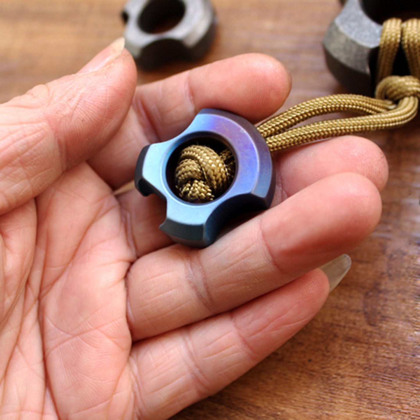 Paracord bead "Knuckle Shape Titanium Bead" lanyard knife bead-EDC-custom bead-gift for men-Cool zipper puller-zipper head EDC-Bottle opener