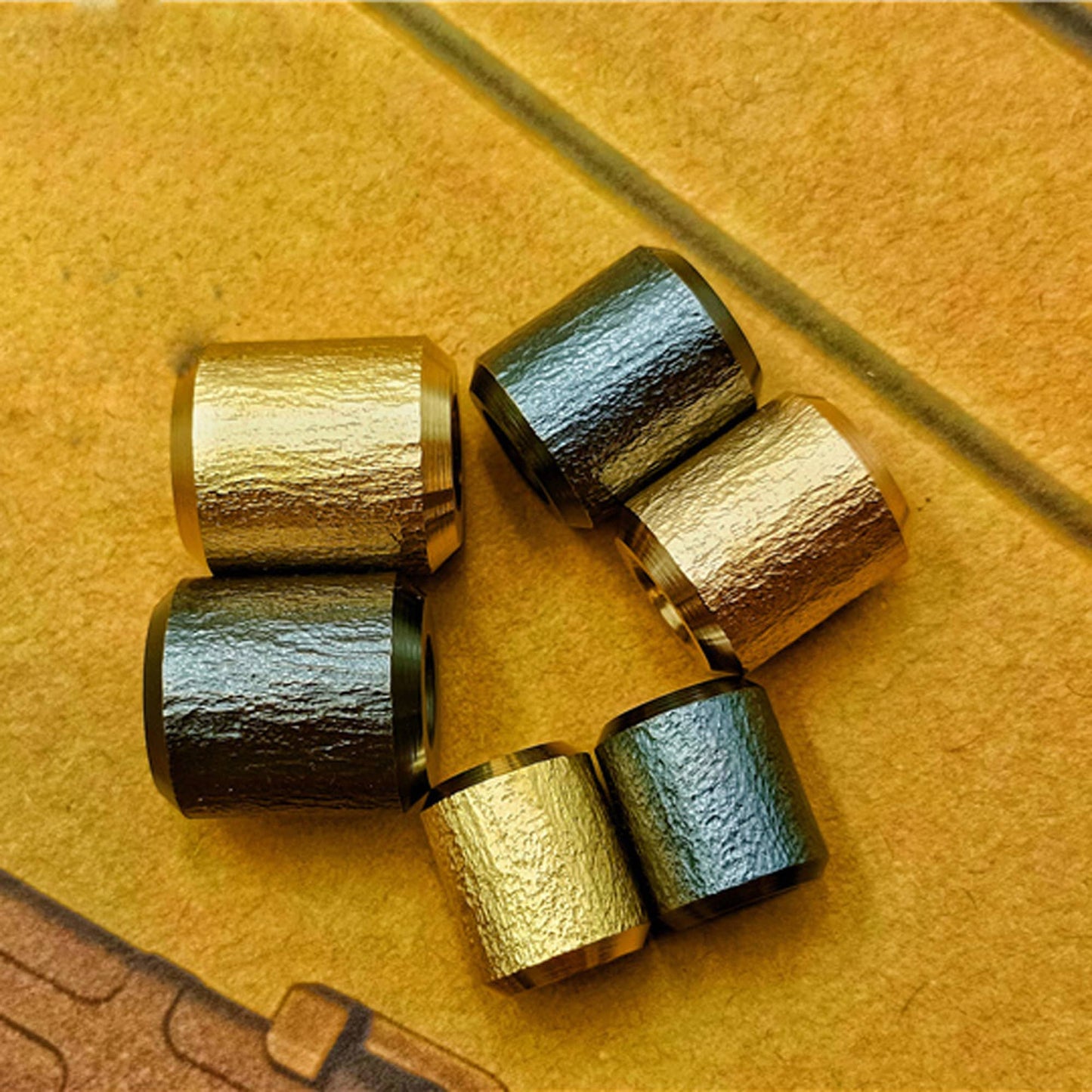 Paracord bead "Brass Bead Orange Peel Texture" handmade lanyard knife bead-EDC-custom bead-gift for men-bracelet of paracord-