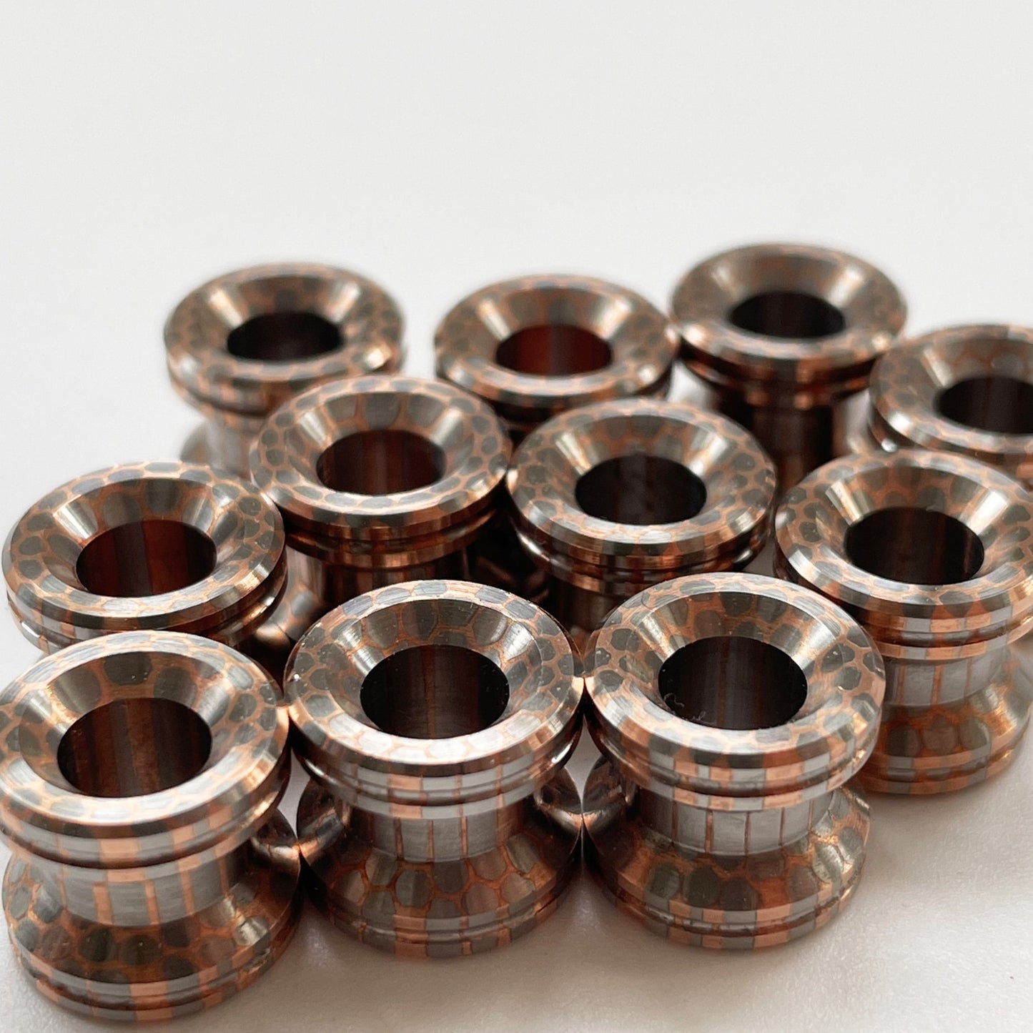 Paracord Bead Superconducting Material Copper Titanium CNC Finish Machining lanyard knife bead-EDC Mokuti Titanium Damascus Timascus
