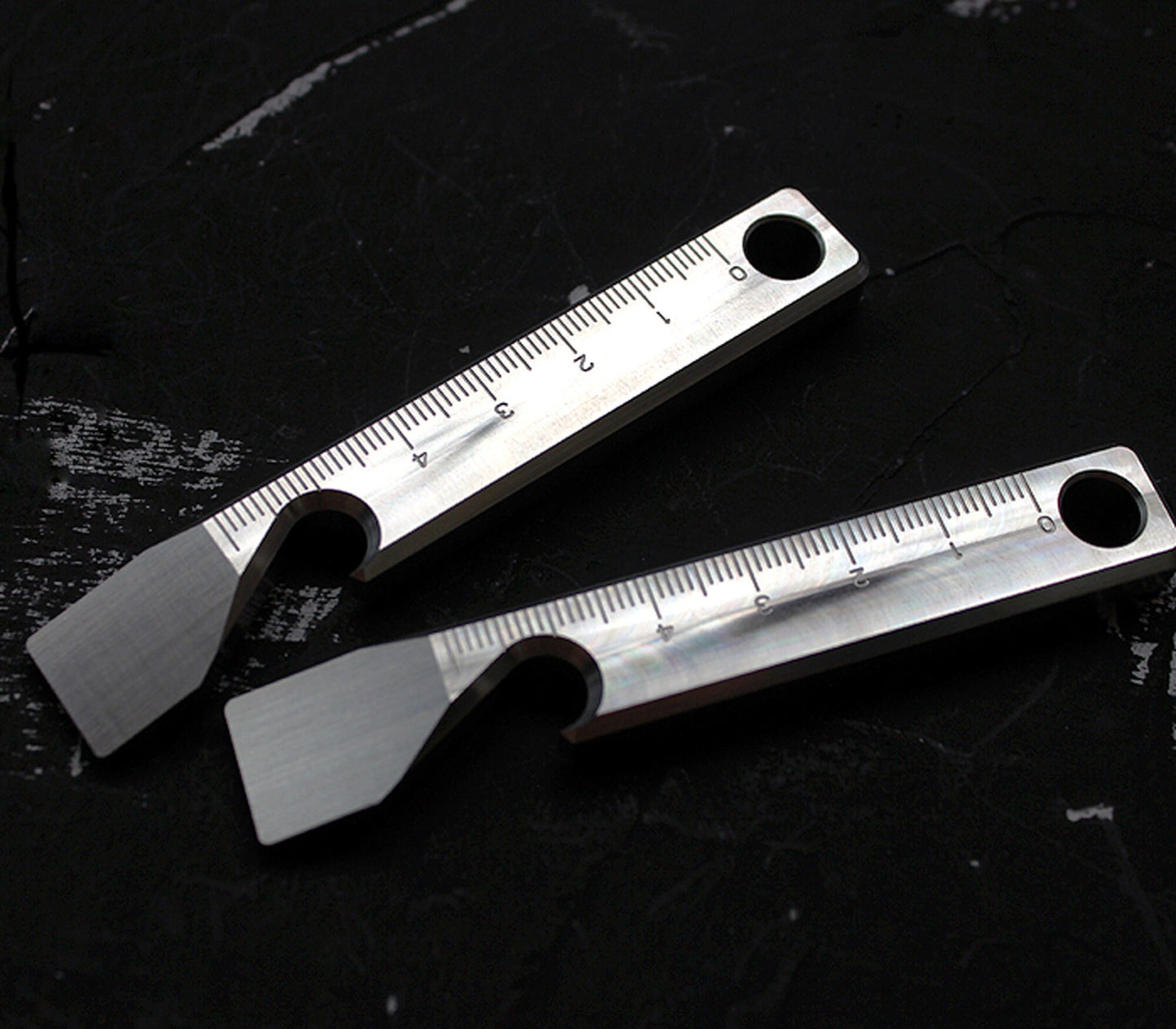 Prybar Bottle Opener Titanium EDC Multi Tool ruler Wrecking Bar All-in-one Pocket Gear