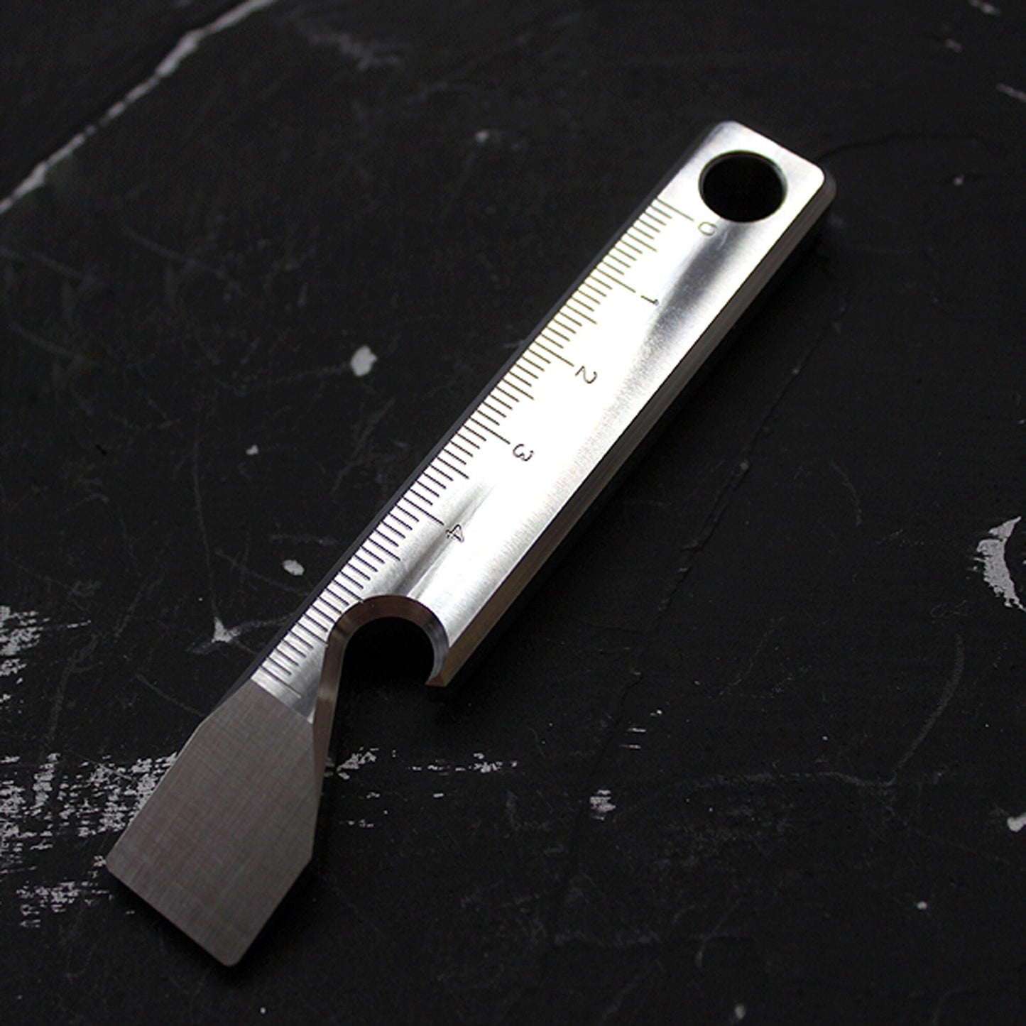 Prybar Bottle Opener Titanium EDC Multi Tool ruler Wrecking Bar All-in-one Pocket Gear