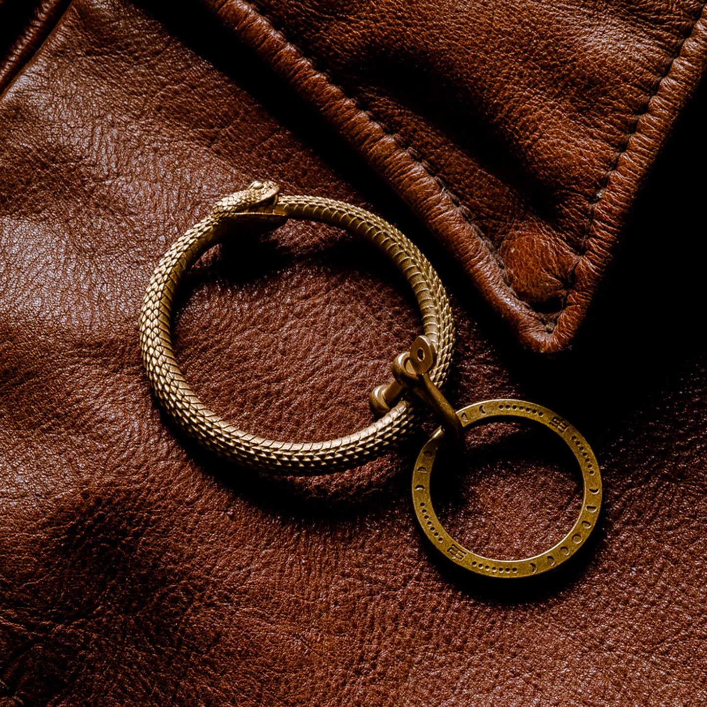 Rattlesnake key ring Snake key chain Ouroboros Solid Brass Key ring EDC charm Gothic and punk accessory Father gift, husband gift, man gift
