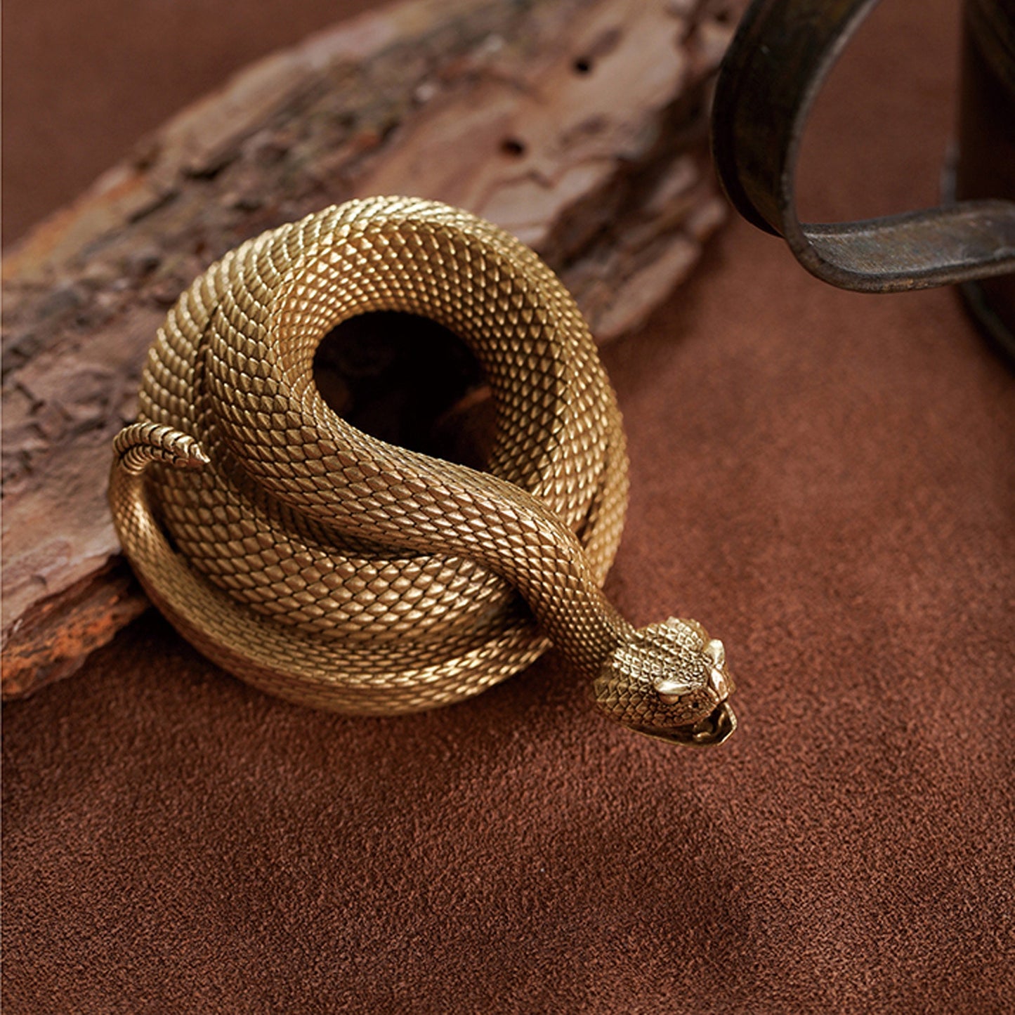 Rattlesnake Pen Holder desk decoration Solid Brass Handmade EDC charm Gothic and punk accessory Father gift, man gift