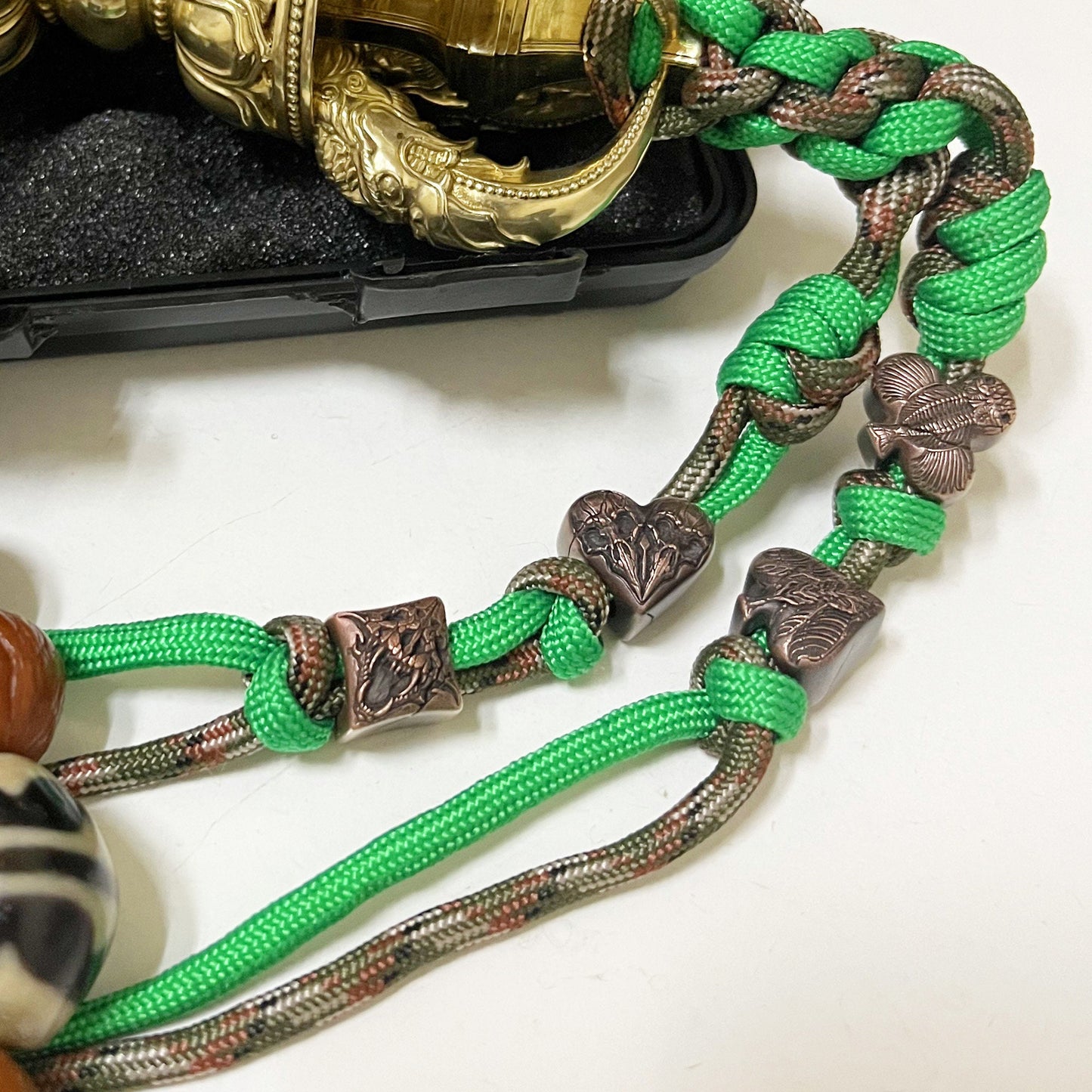 Paracord Bead "Poker Pattern Bead" knife bead- Handmade lanyard bead-EDC bead-custom bead-gift for men-bracelet bead paracord bracelet