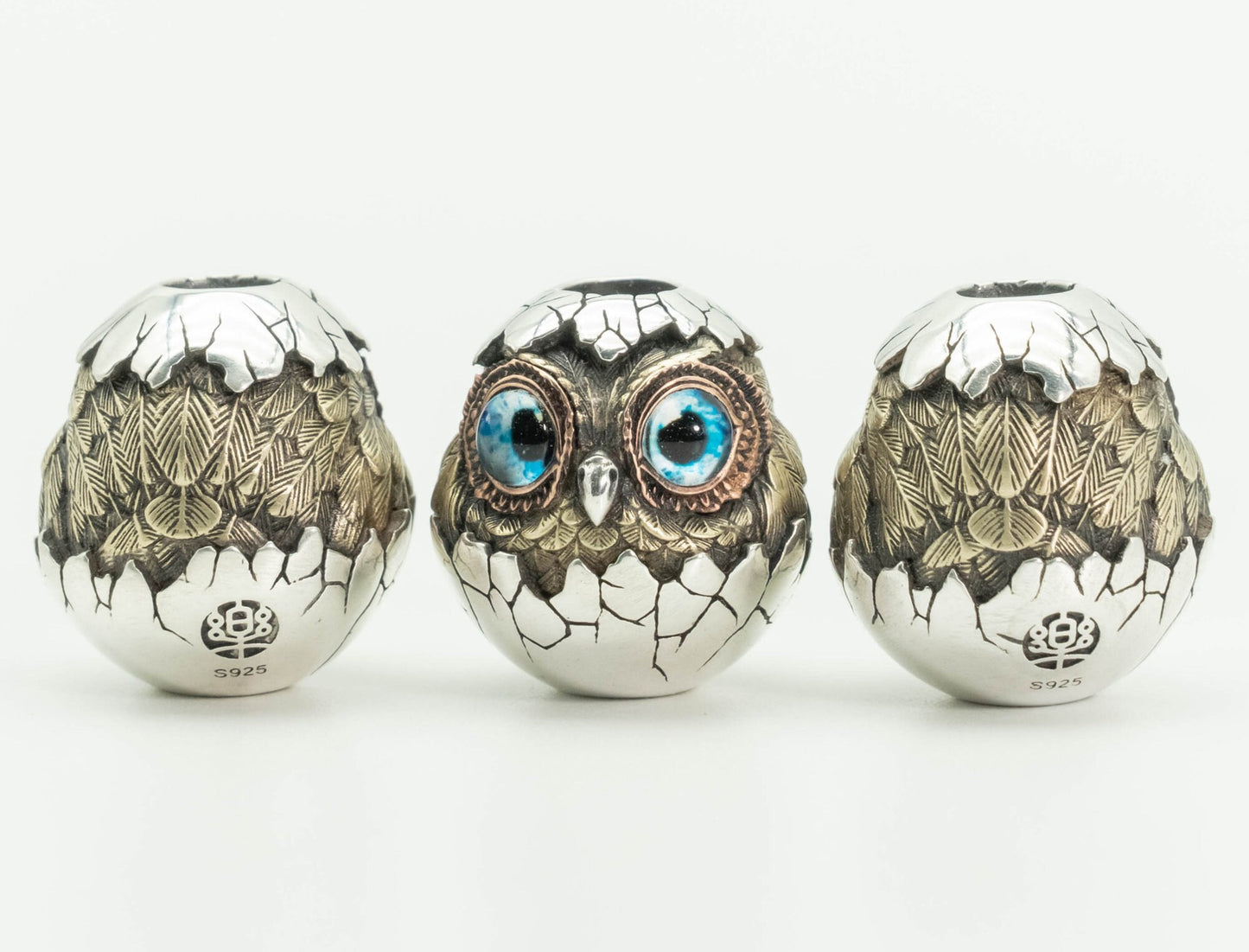 Paracord Bead "Baby Owl Out of Egg" knife bead-lanyard bead-EDC bead-custom bead-gift for men-bracelet bead paracord bracelet