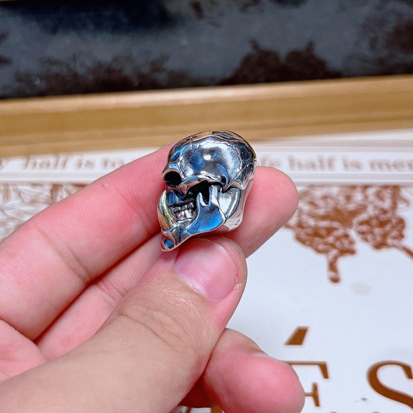 Paracord Bead "Orcs Skull" knife bead-lanyard bead-EDC bead-animal bead-gift for men-bracelet bead paracord bracelet