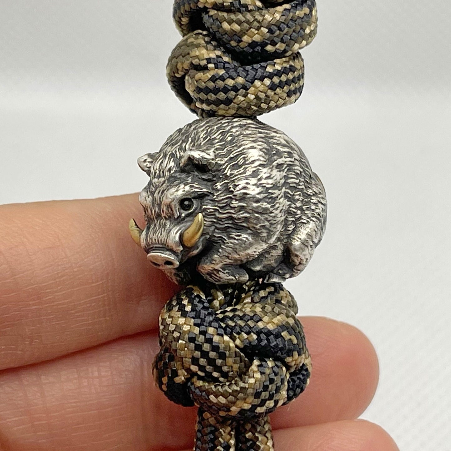 Paracord Bead "Wild Boar true-life style" knife bead-Handmade lanyard bead-EDC bead-animal bead-gift for men-bracelet bead paracord bracelet
