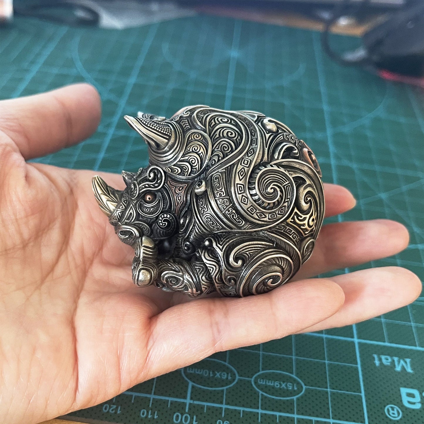 Rhino Desk Decoration "Rhinoceros Pattern Style" Handmade cupronickel decoration Rhino