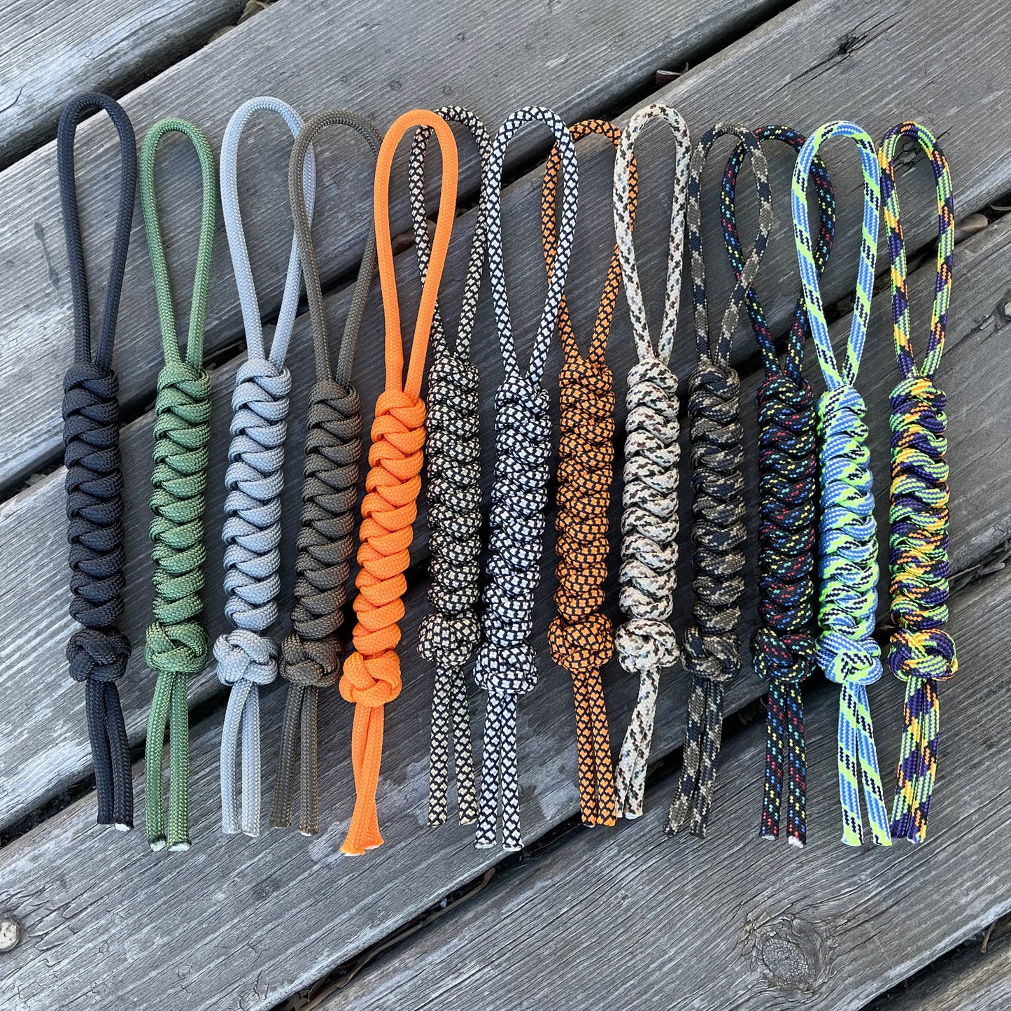 550bl Paracord Lanyard handmade knife lanyard EDC-custom bead-gift for men-Cool zipper puller-zipper head EDC